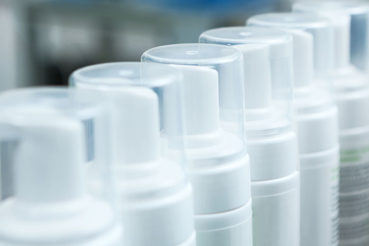 ①信頼される理由：品質と安全性へのこだわり